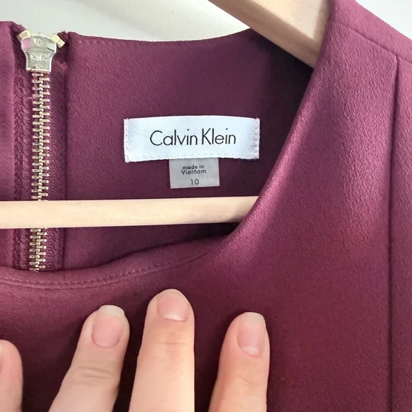 Calvin Klein Sleeveless Burgundy Midi Sheath Dress - Picture 3 of 4